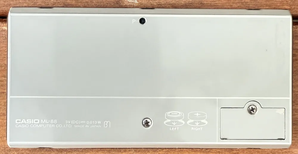 Casio ML-88 (Melody and clock) - back view